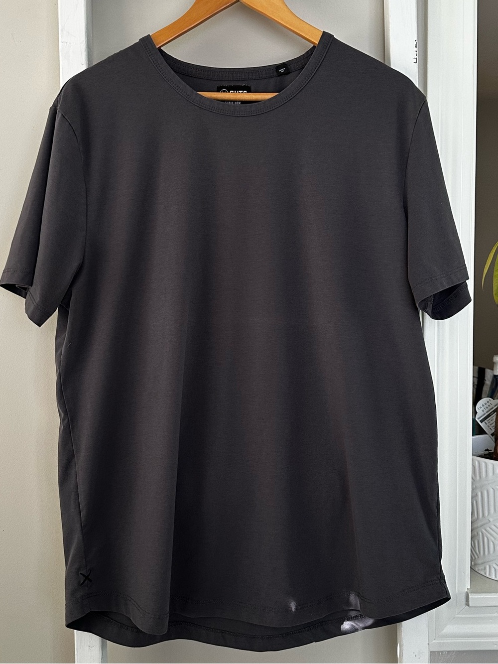 Cuts Clothing Curve Hem Tee
